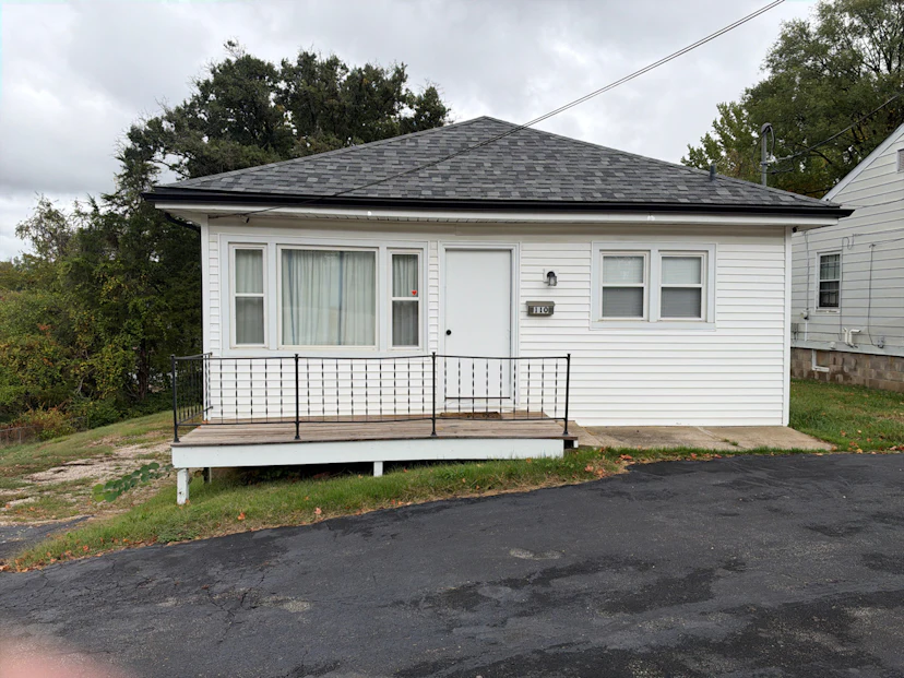 110 Sunshine Dr