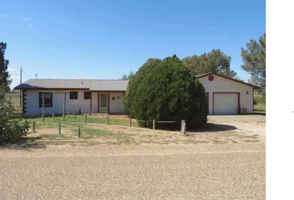 112 County Road 402-M Seminole, TX 79360, Gaines County