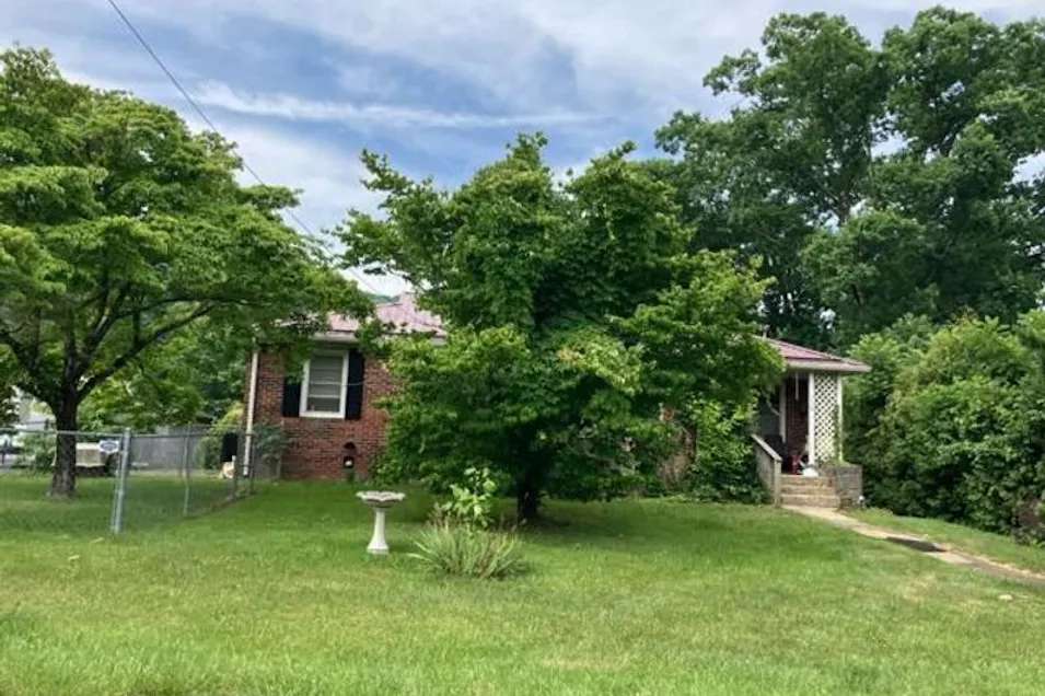 200 Dennis Cove Road Hampton, TN 37658, Carter County