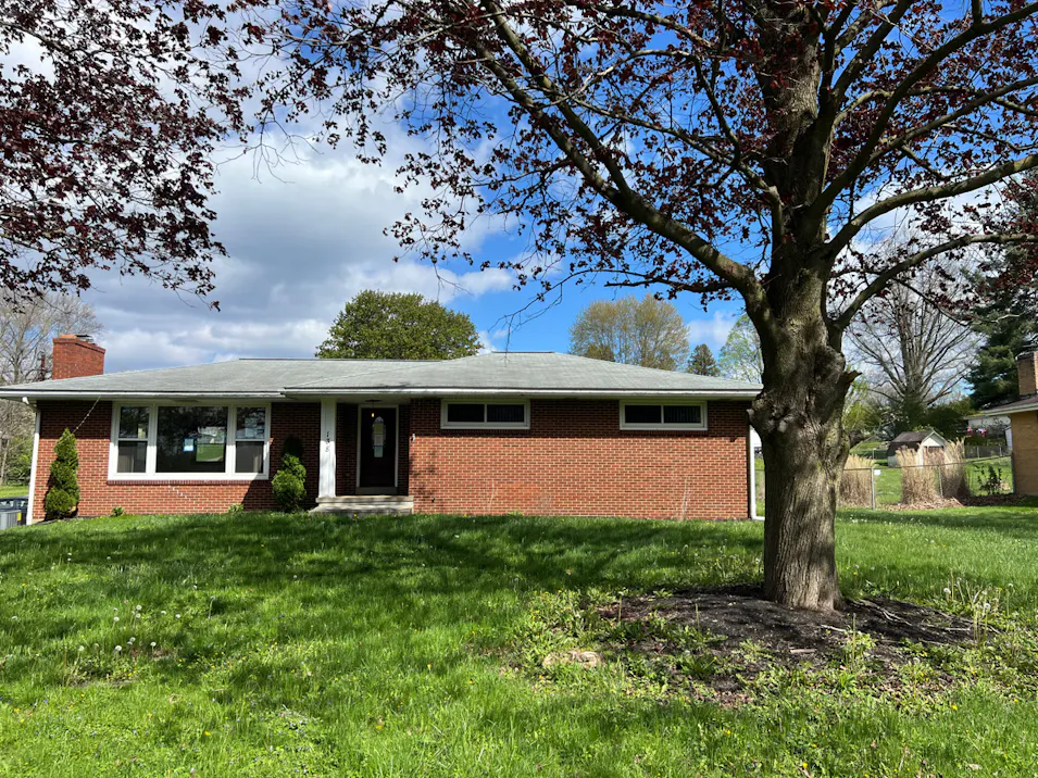 138 W Sunbury Rd Butler, PA 16001, Butler County