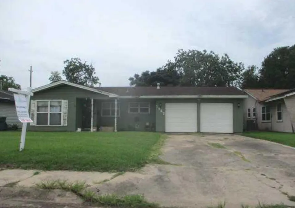1747 W 10th St Freeport, TX 77541, Brazoria County