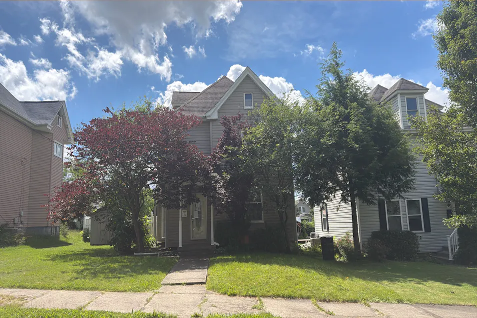 134 Lawrence Ave Washington, PA 15301, Washington County
