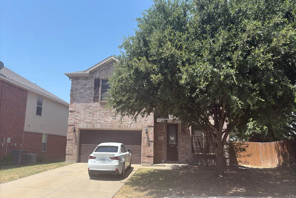 10037 Chrysalis Dr Fort Worth, TX 76131, Tarrant County
