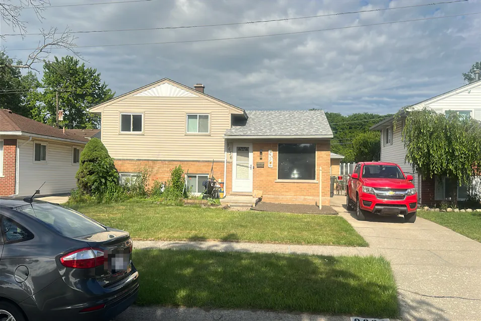 9636 Mueller Street Taylor, MI 48180, Wayne County