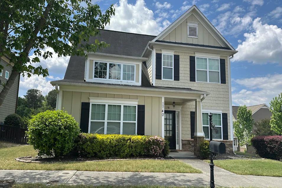 1740 NW Hollingsworth Blvd Atlanta, GA 30318, Fulton County