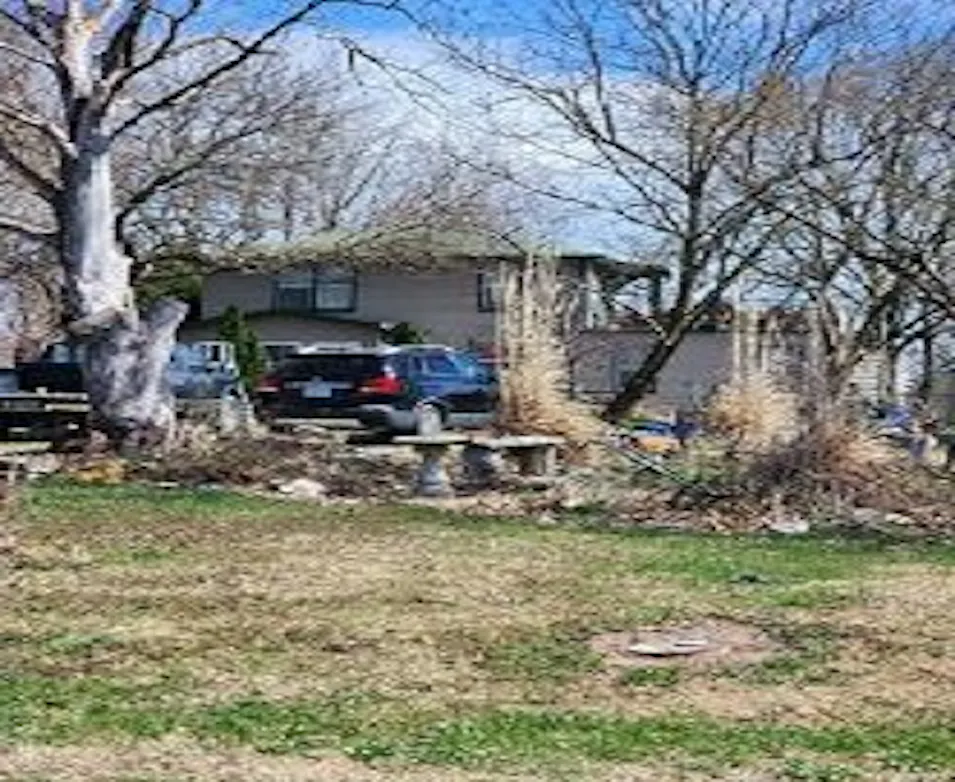 510 N Oak Owensville, MO 65066, Crawford County