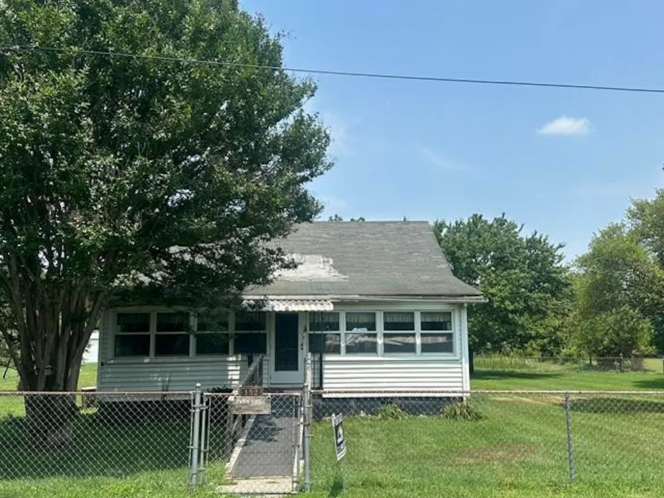 152 5th St New Castle, VA 24127, Craig County