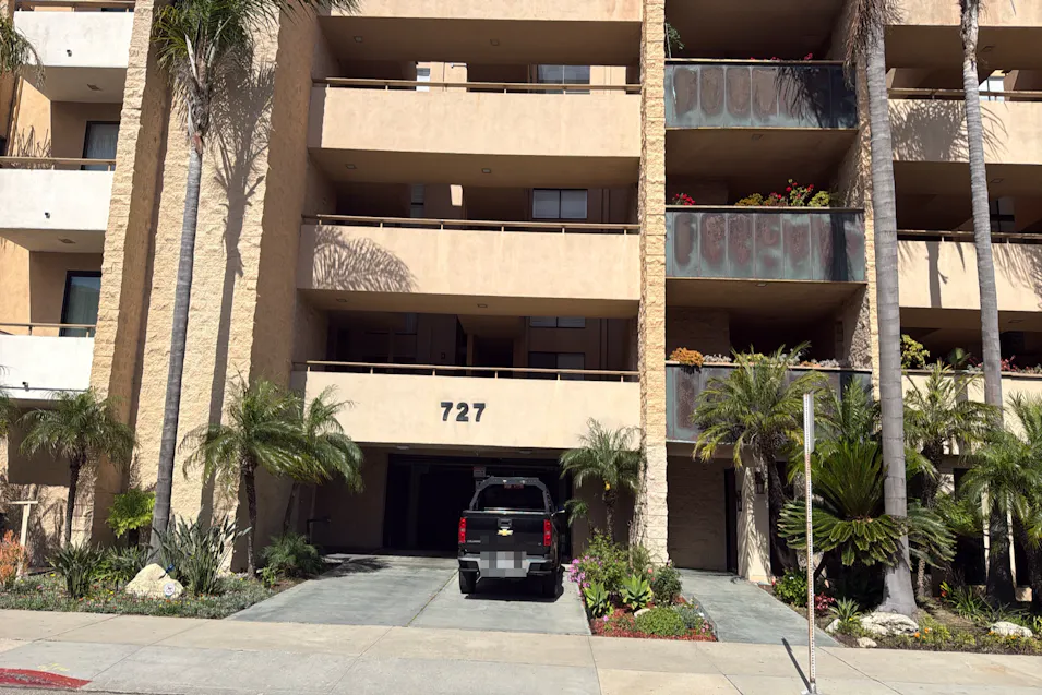 727 Esplanade Redondo Beach, CA 90277, Los Angeles County