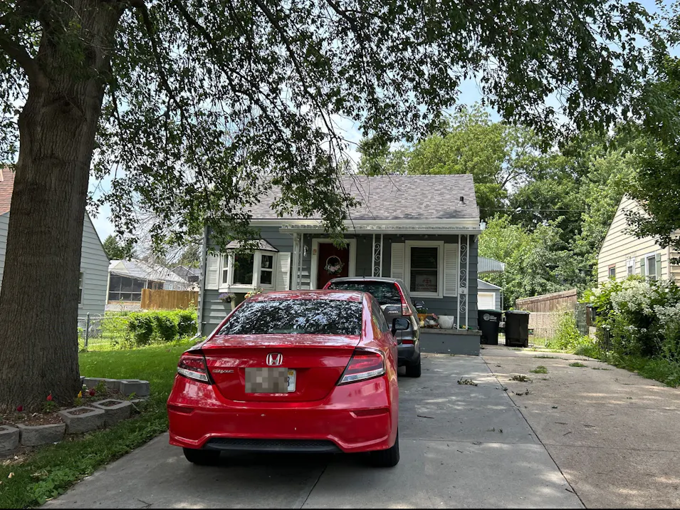 6038 S. 34th Avenue Omaha, NE 68107, Douglas County