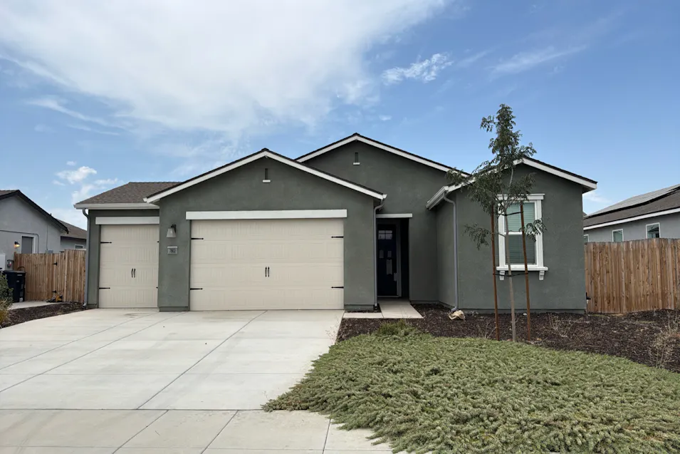 7802 Savannah Height Avenue Bakersfield, CA 93313, Kern County