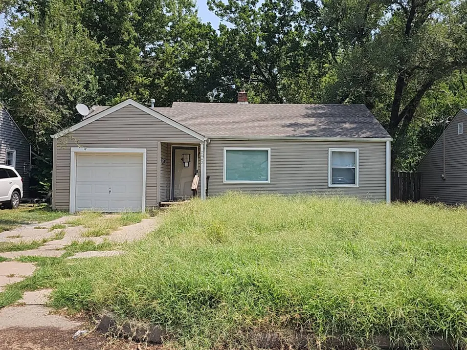 2442 S Mosley St. Wichita, KS 67216, Sedgwick County