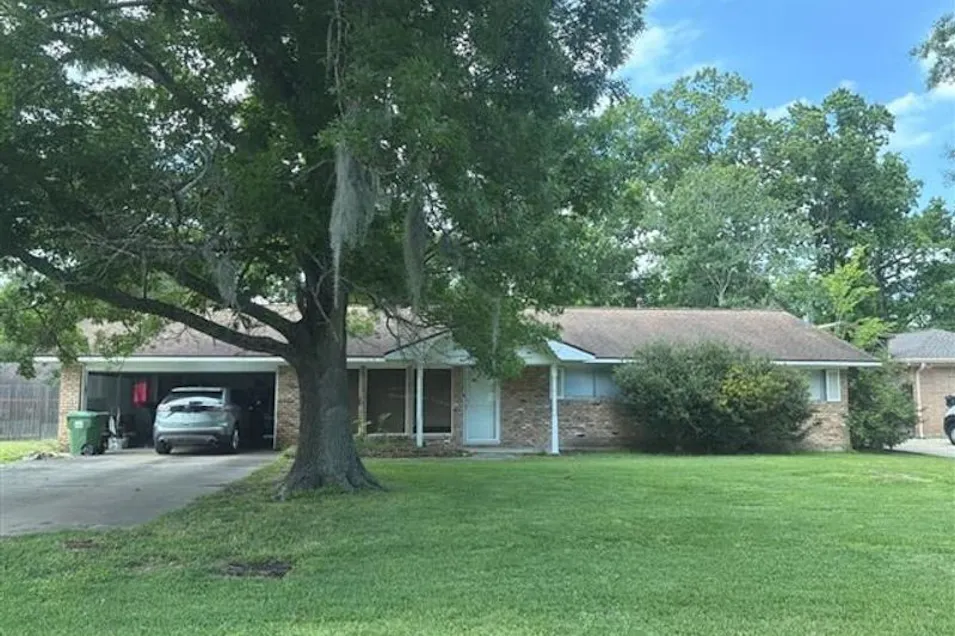 2007 Glendale St Liberty, TX 77575, Liberty County