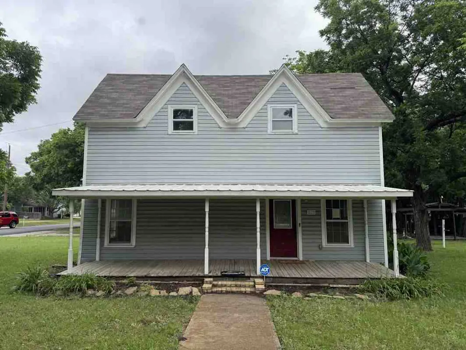817 W Avenue D Midlothian, TX 76065, Ellis County