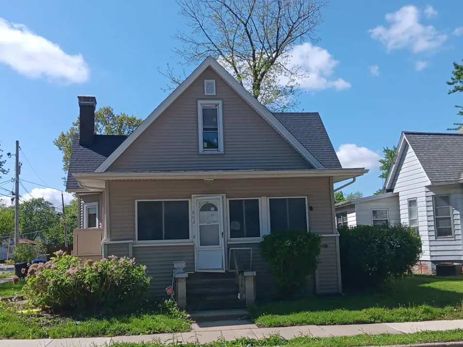 602 W Wood St Bloomington, IL 61701, McLean County