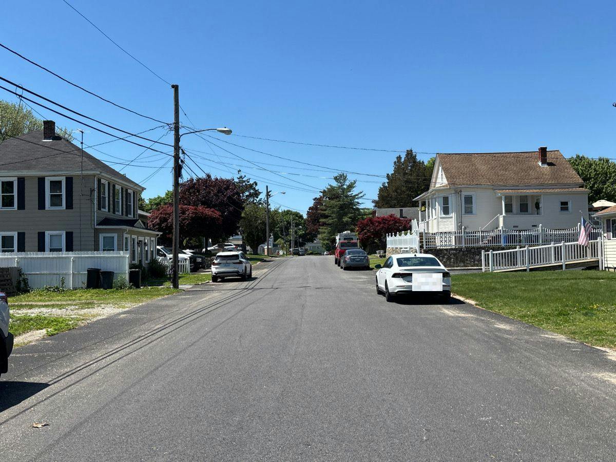 Fairmount Ave, Johnston, RI 02919