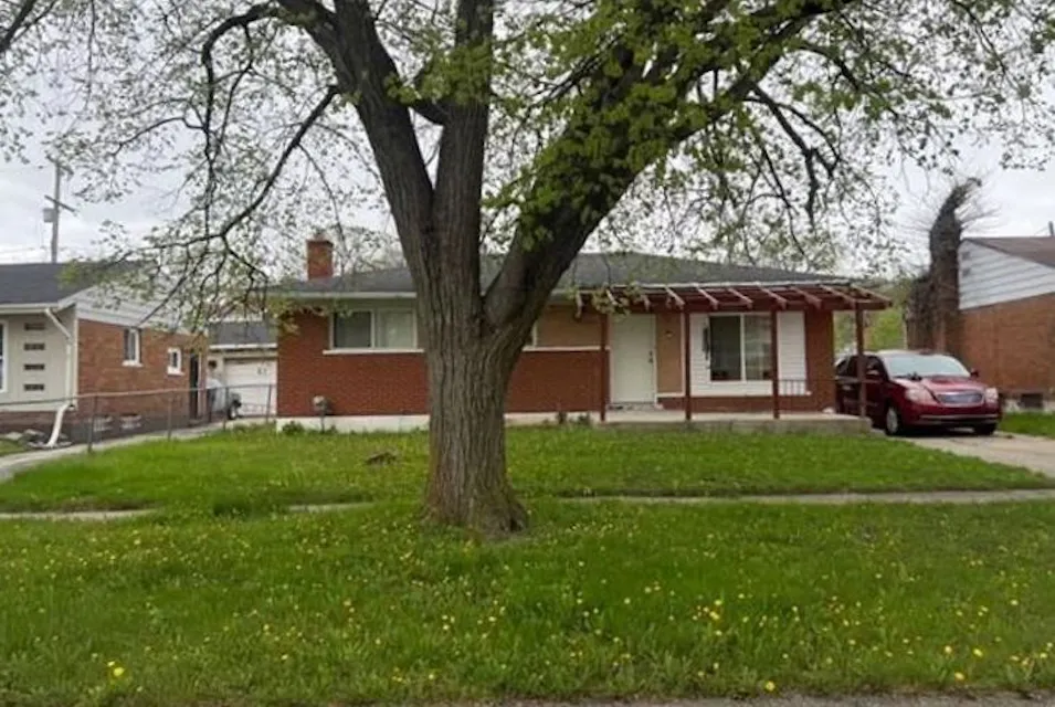 5901 Marlowe Dr Flint, MI 48504, Genesee County