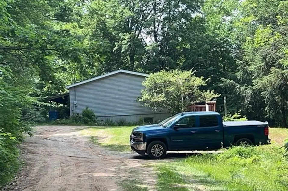 4125 170th Ave Morley, MI 49336, Mecosta County