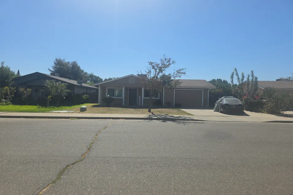 2534 Brandy Way Livingston, CA 95334, Merced County