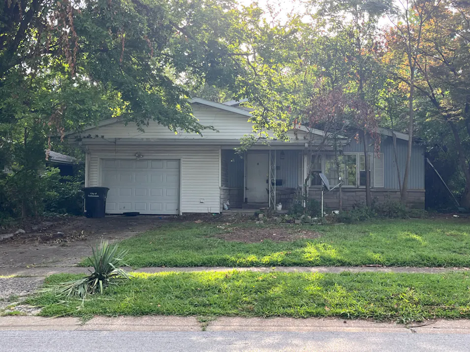701 South Dixon Carbondale, IL 62901, Jackson County