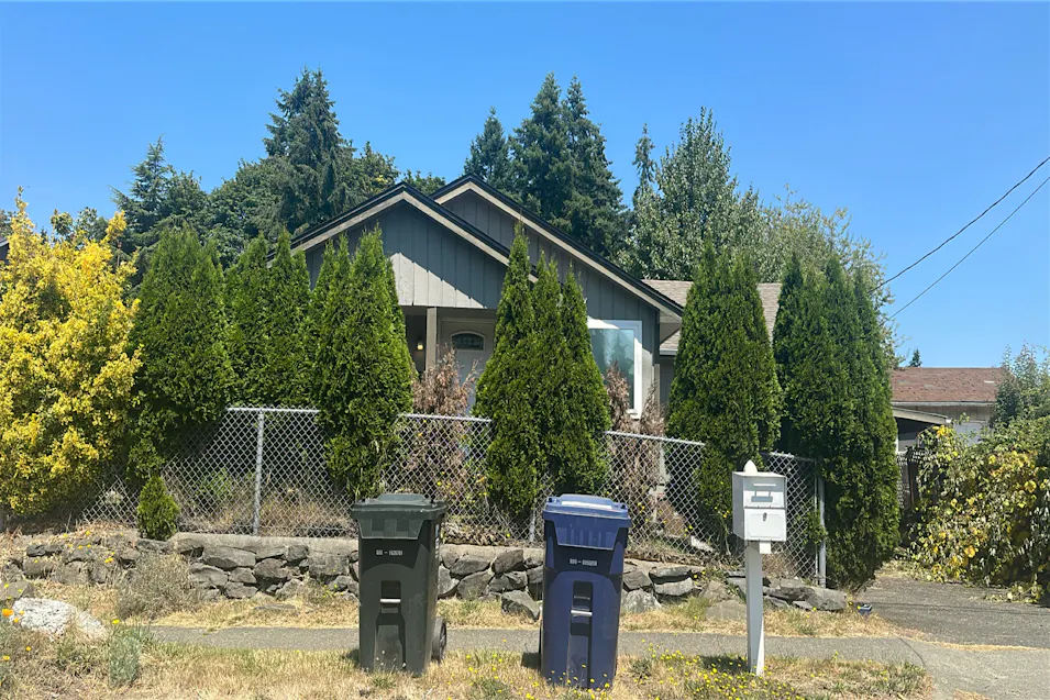 701 S 96th St Tacoma, WA 98444, Pierce County