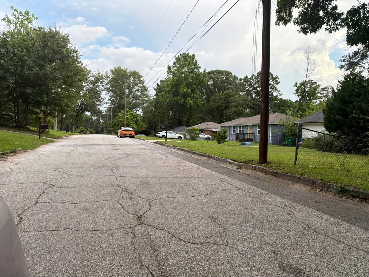 Rosewood Rd, Decatur, GA 30032