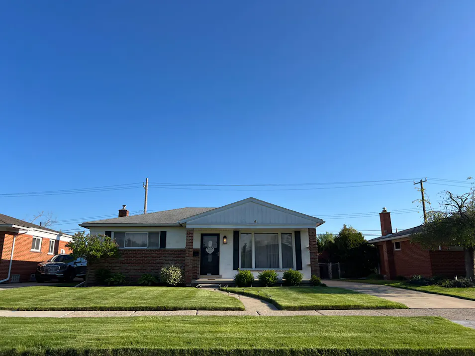 29918 Gladys Ave Westland, MI 48185, Wayne County