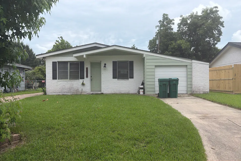 1937 Robin Ave Orange, TX 77632, Orange County