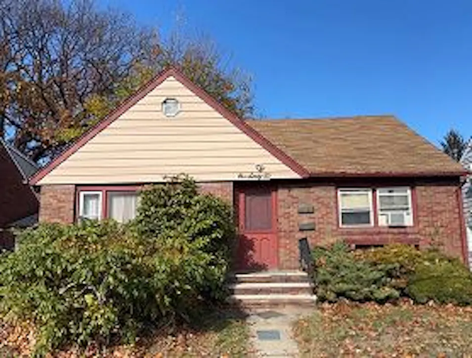 162 Sheridan Ave Clifton, NJ 07011, Passaic County