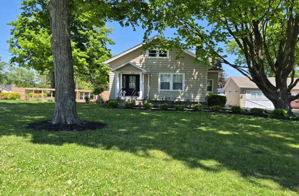 7008 Shelbyville Rd Indianapolis, IN 46259, Marion County