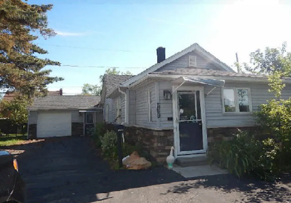 22025 Grand Lake St Saint Clair Shores, MI 48080, Macomb County