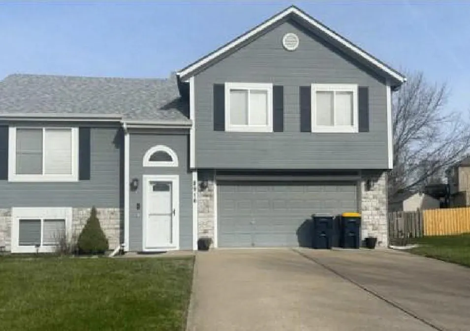 8916 NE 114th Ter Kansas City, MO 64157, Clay County