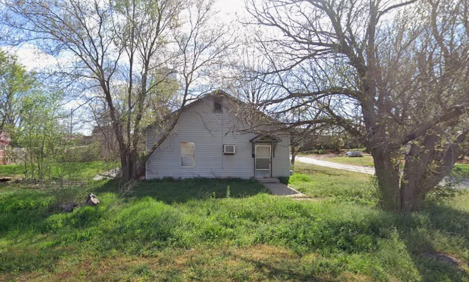 902 N Broadway Sayre, OK 73662, Beckham County