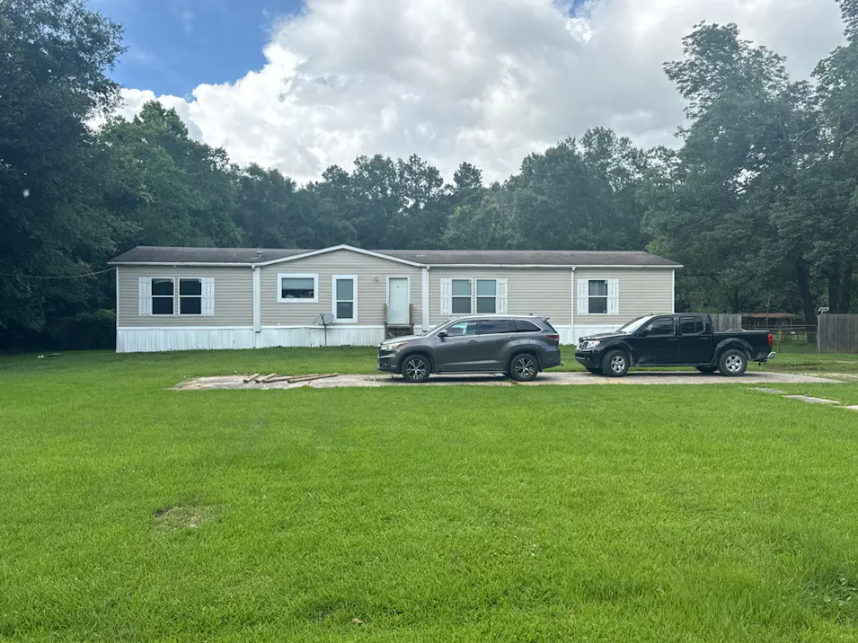 14303 Salt Dome Rd Walker, LA 70785, Livingston County