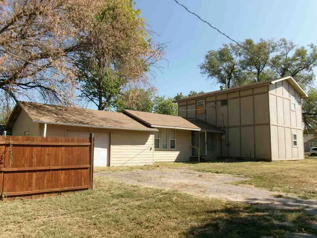 Jefferson Ave, Wellington, KS 67152 #1