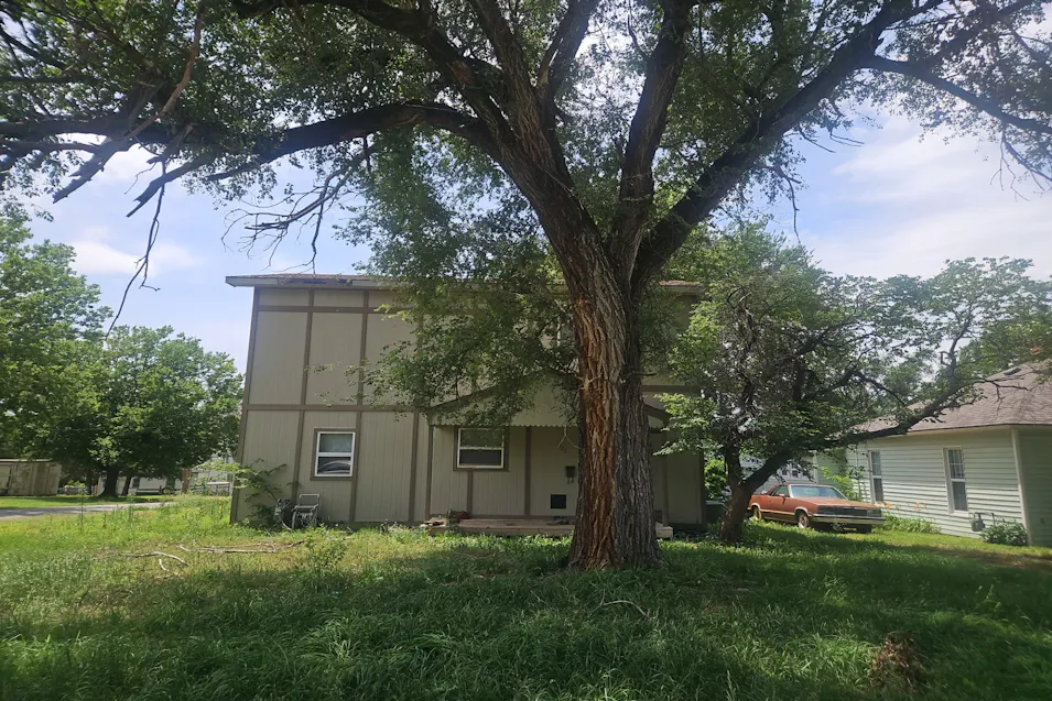 1102 N Jefferson Ave Wellington, KS 67152, Sumner County