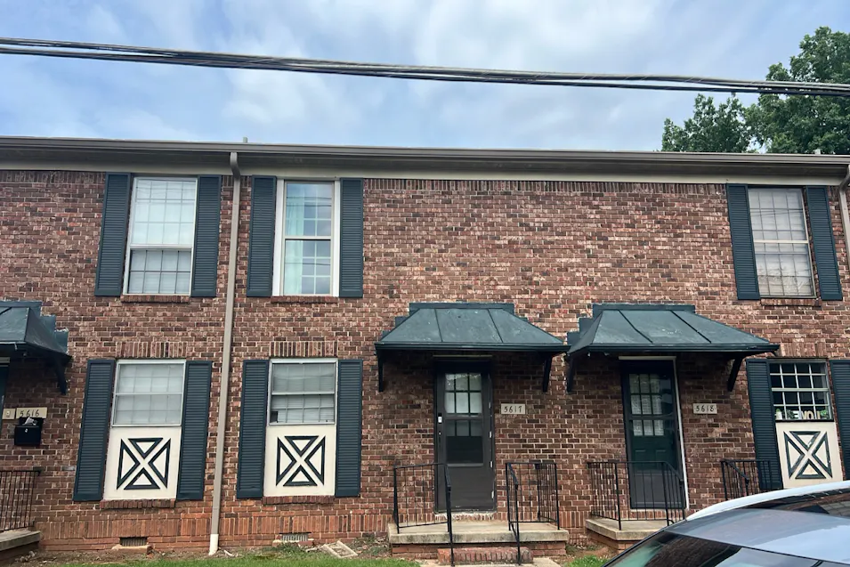 5617 Kingsport Dr Sandy Springs, GA 30342, Fulton County
