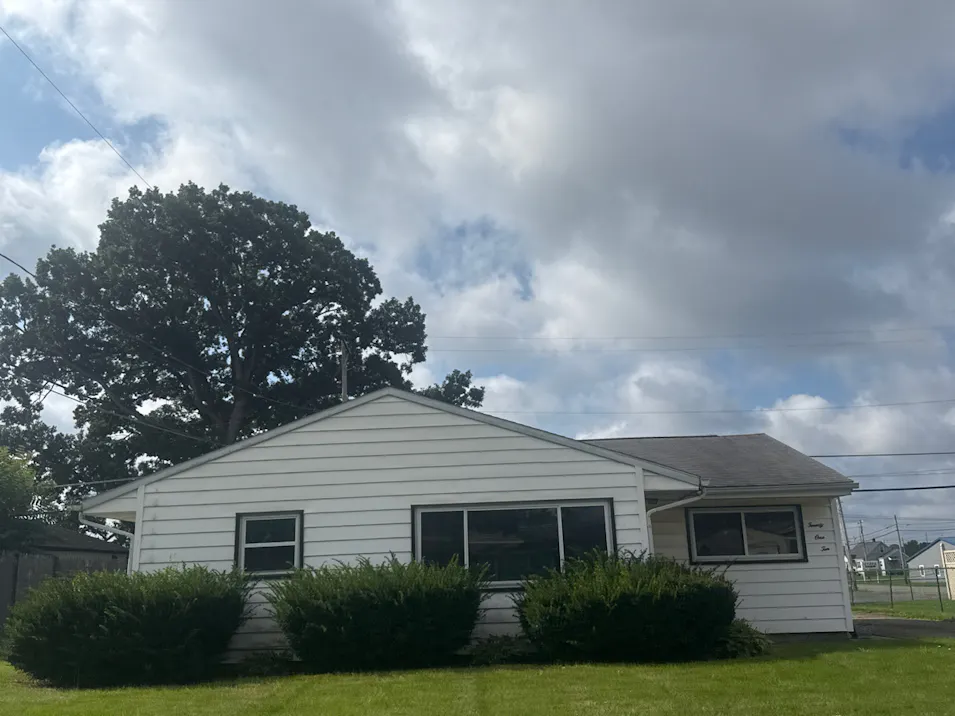 2110 Cathy Drive NE Canton, OH 44705, Stark County