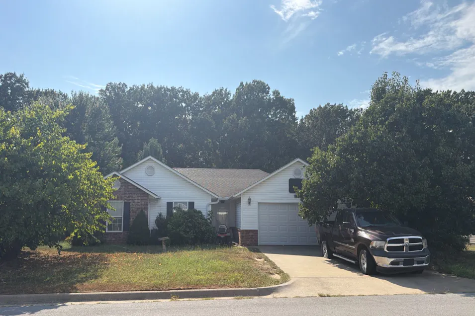 3496 W Meadows Dr Neosho, MO 64850, Newton County