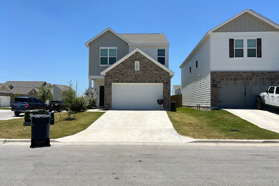 101 Enforcer Loop Jarrell, TX 76537, Williamson County