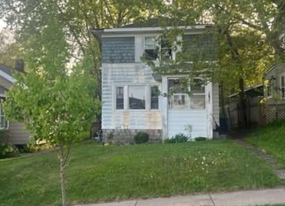 1511 N 9th Avenue East Duluth, MN 55805, Saint Louis County