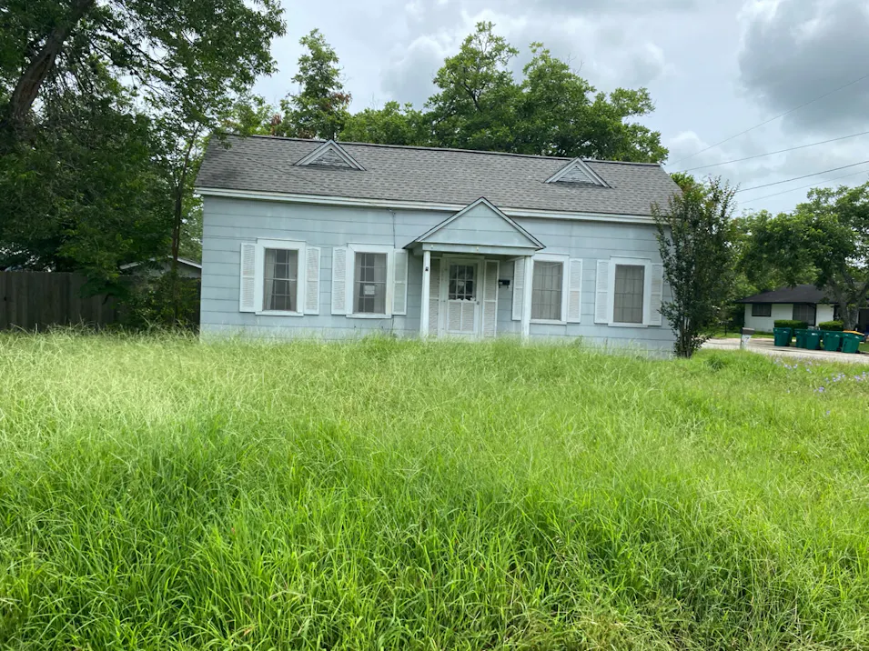 559 S Madison St Grange, TX 78945, Fayette County