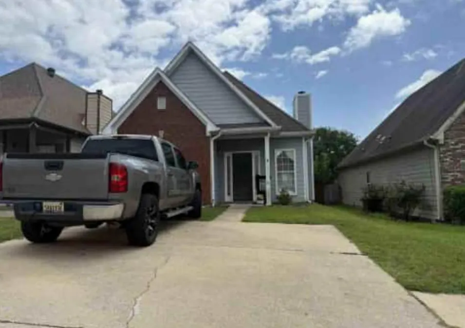 126 Charlton Ln Calera, AL 35040, Shelby County