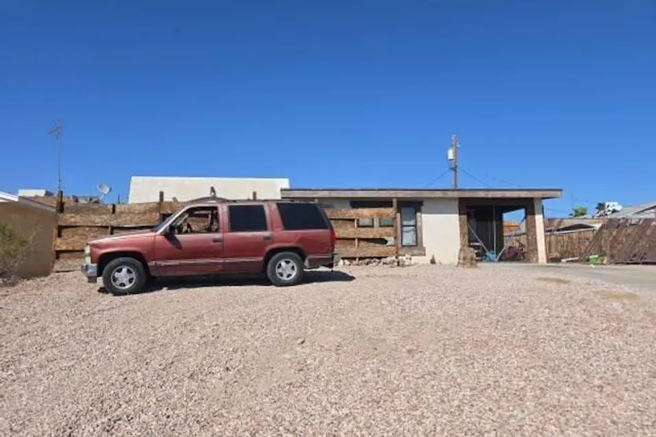 950 Hurricane Dr Lake Havasu City, AZ 86403, Mohave County