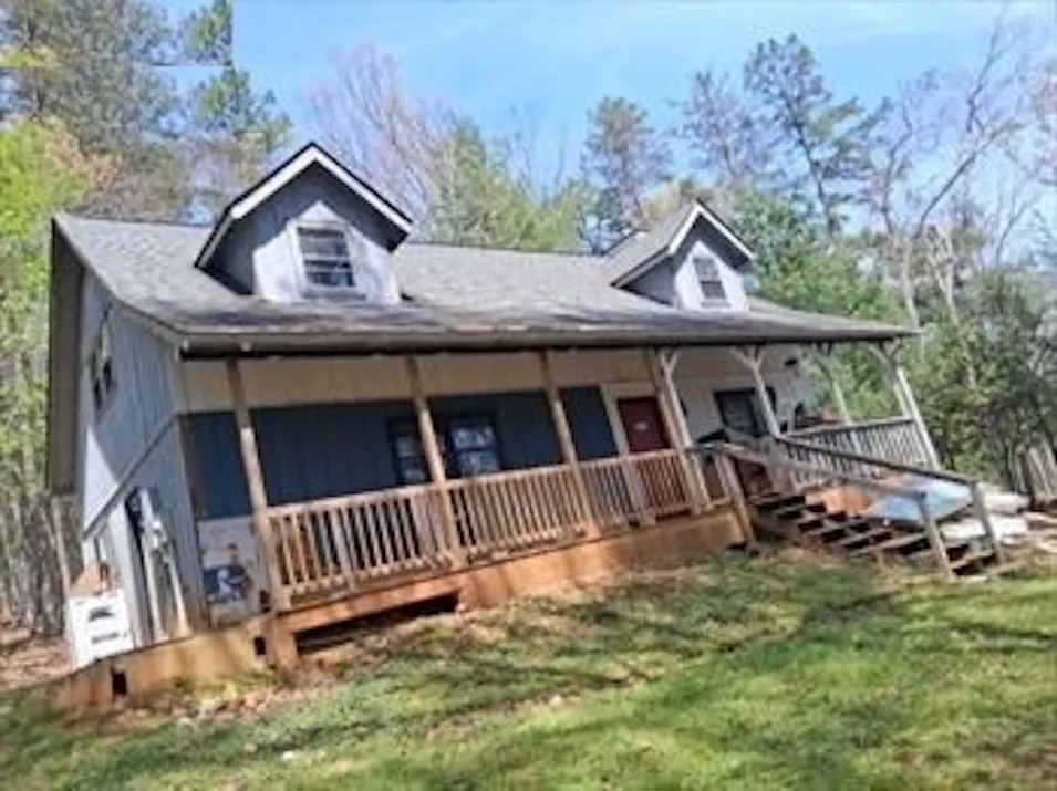 446 Silver Fox Trl Cleveland, GA 30528, White County
