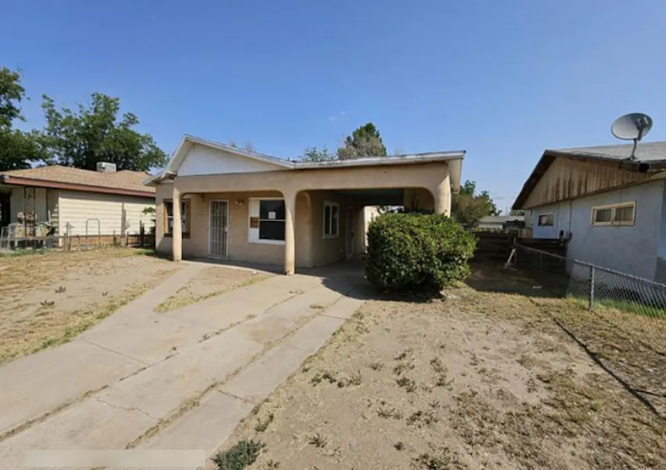 303 E Bonney St Roswell, NM 88203, Chaves County
