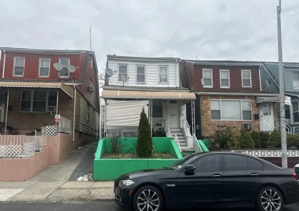 26 -17 93rd Street East Elmhurst, NY 11369, Queens County