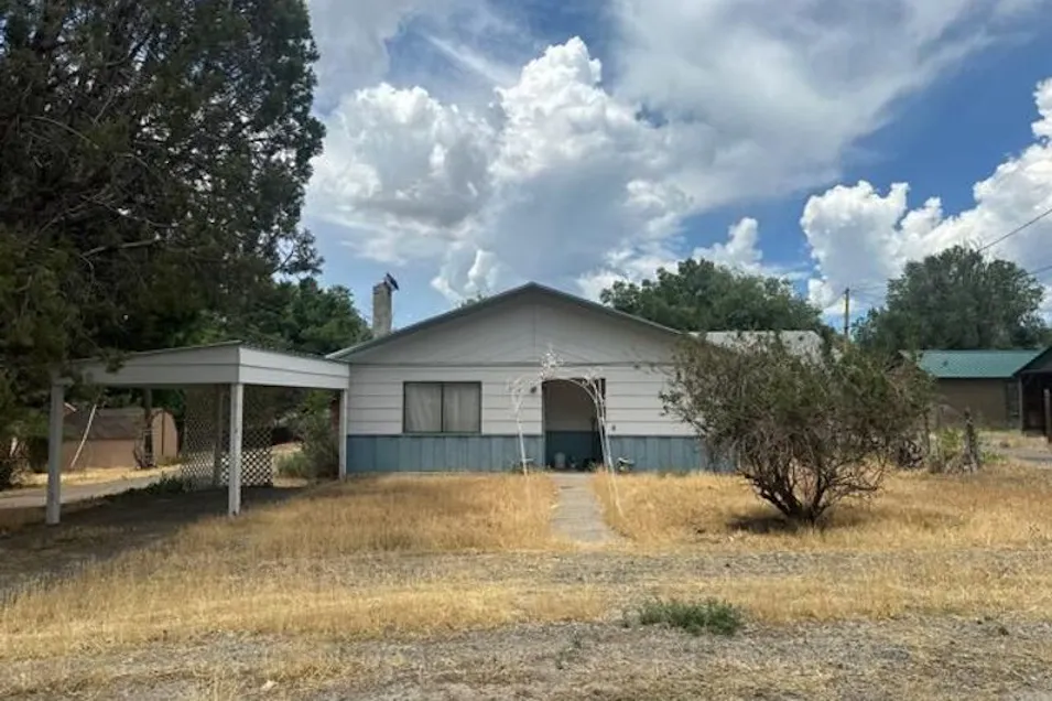 150 SW 6th St Cedaredge, CO 81413, Delta County