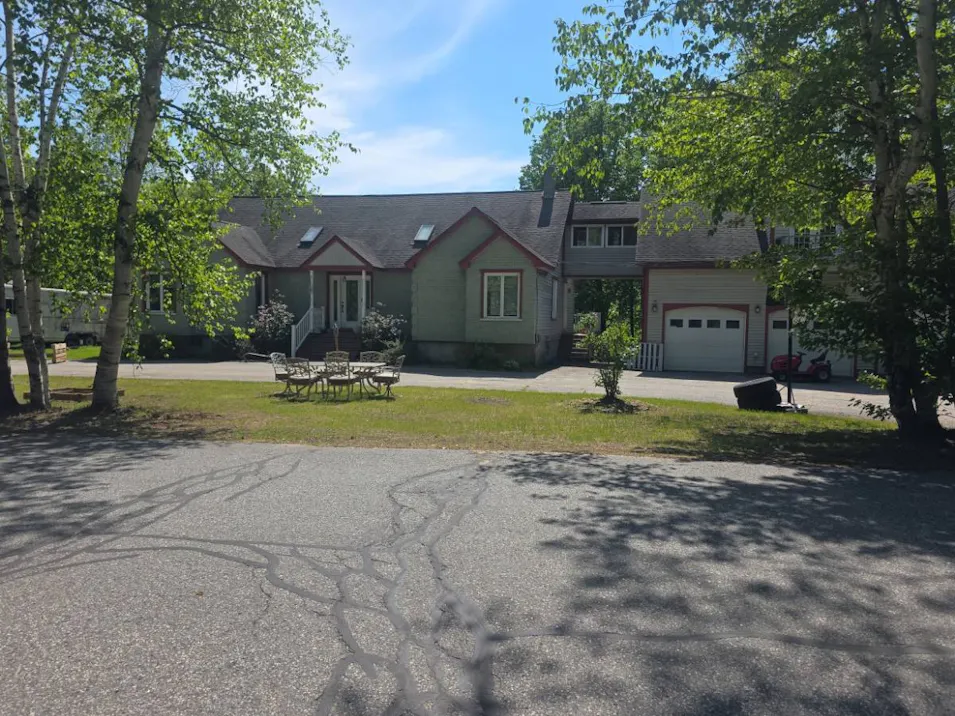 48 Dean Brook Dr Northumberland, NH 03582, Coos County