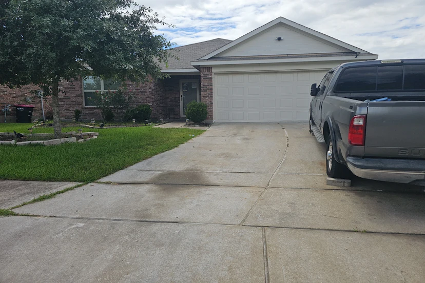 2615 Prancing Stream Dr