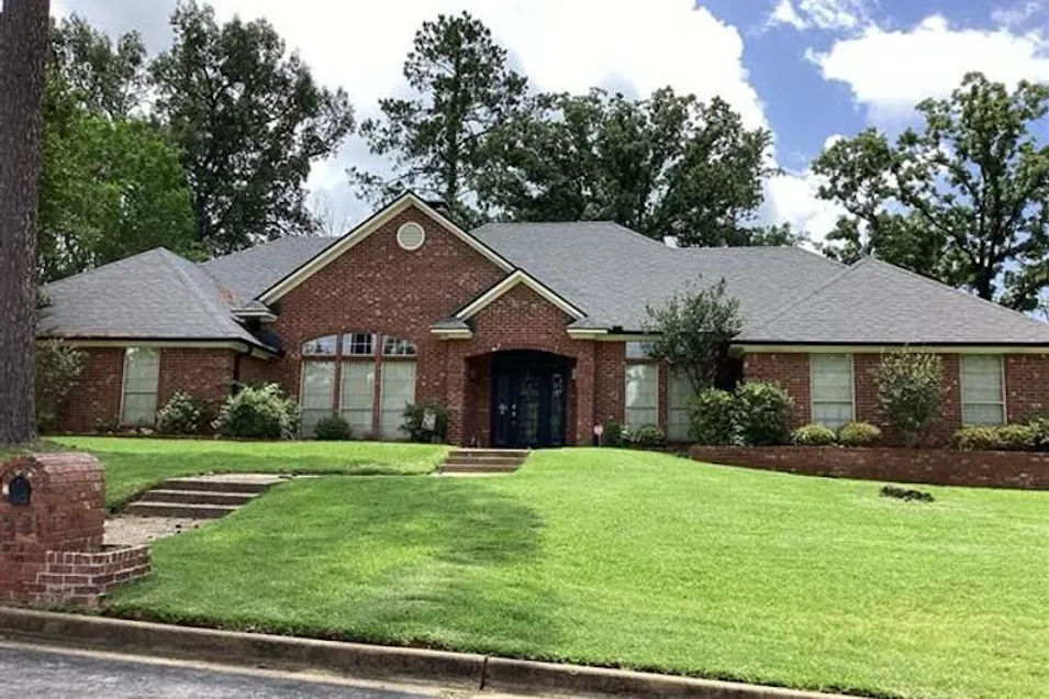 1431 Frostwood Dr Tyler, TX 75703, Smith County